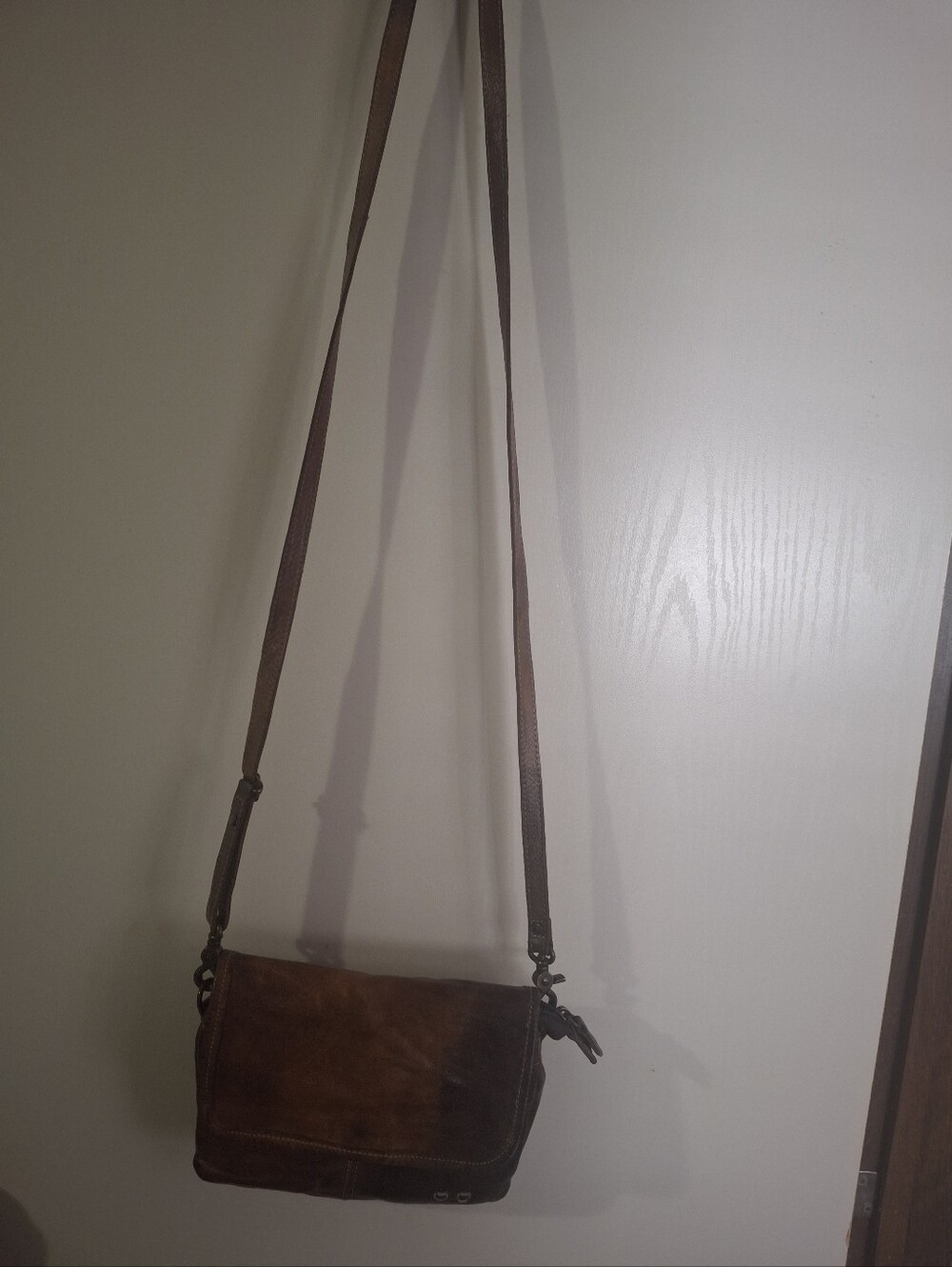 BED STU Women's Brown Leather Crossbody Bag - Classic Style - Picture 3 of 6